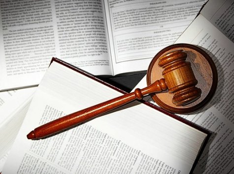 Поліцейського з Одеси суд виправдав за перевищення службових повноважень