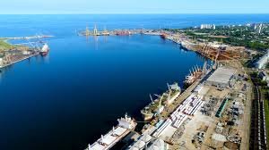Термінали у порту Чорноморськ працюють на 50% потужностей після влучань