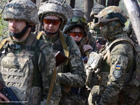 Діані лише 18. Тендітна, але рішуча і з характером.